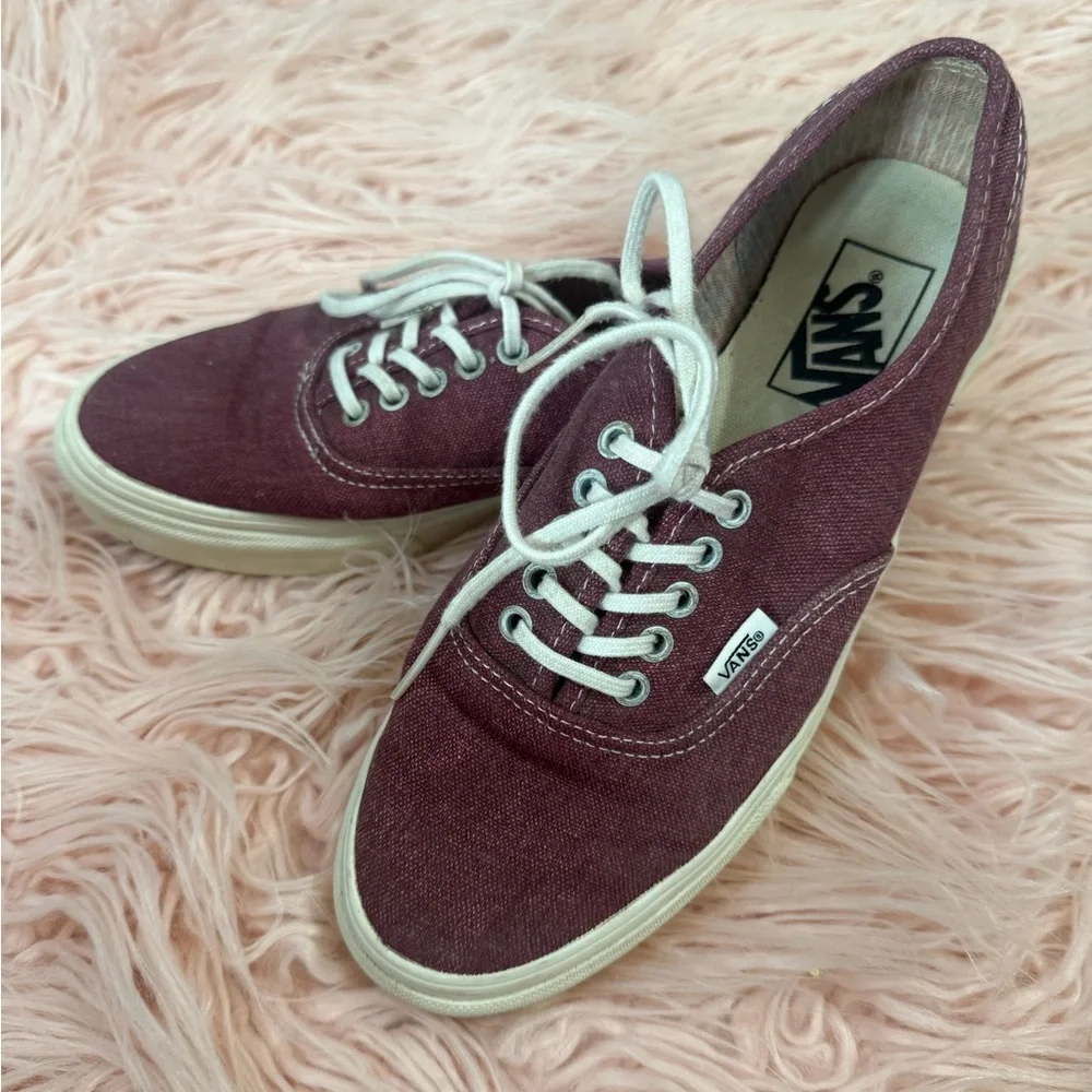 VANS Purple Low-Top Lace-up Off the Wall Skate Sneakers